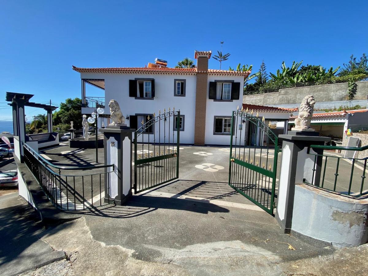 Comfortable 2-Bedroom Apartment For Relaxing Stays Funchal  Exterior photo